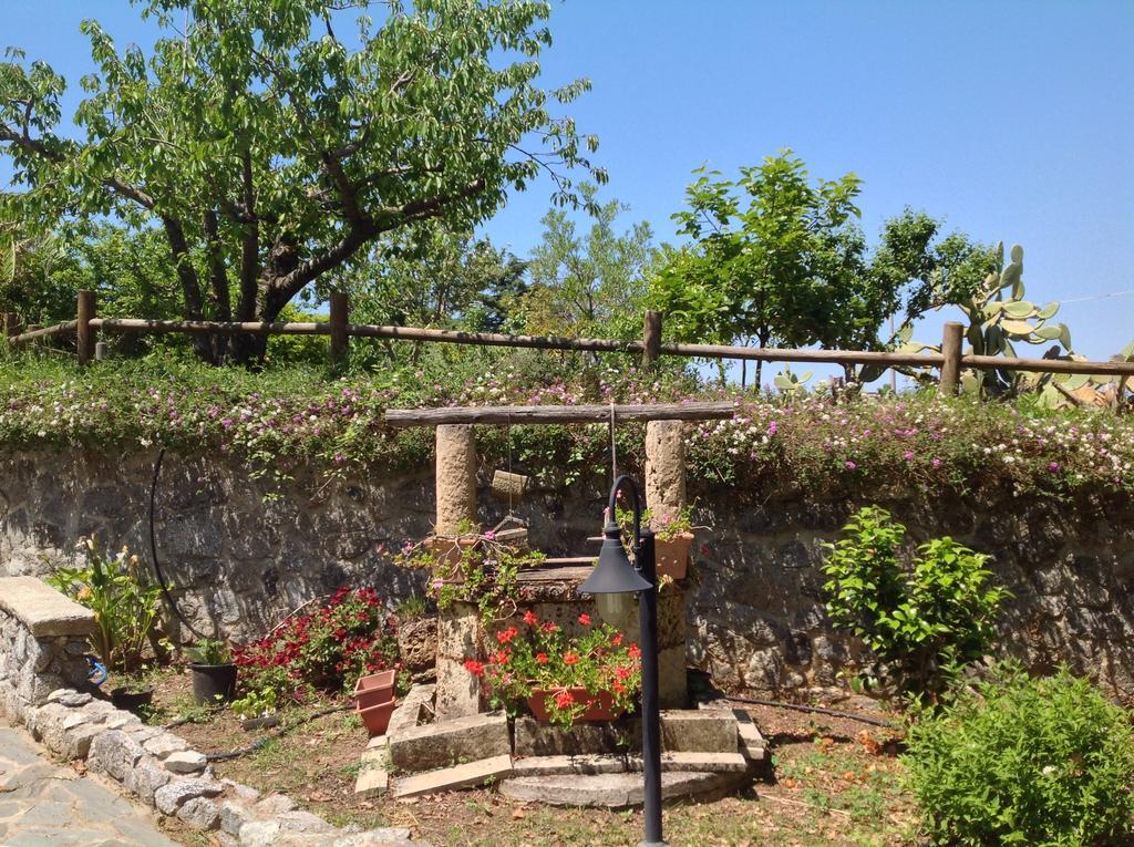 B & B Korello Gasponi Exterior photo