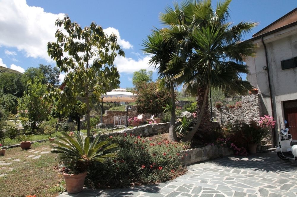 B & B Korello Gasponi Exterior photo