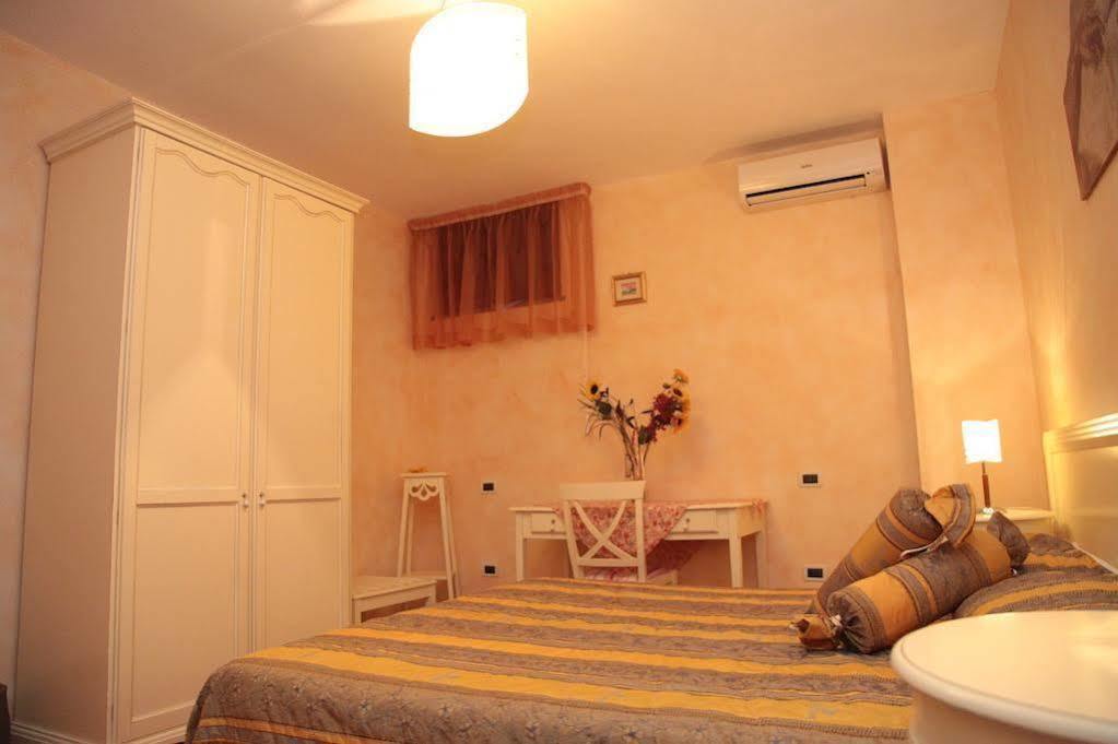 B & B Korello Gasponi Exterior photo